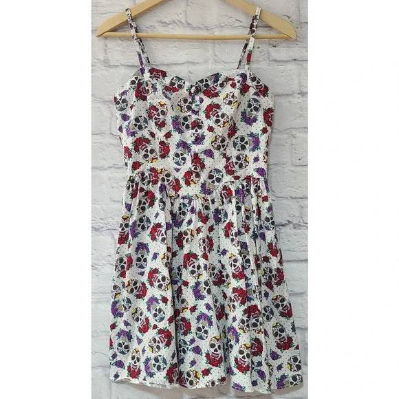 Hell Bunny Sugar Skulls Pin Up Sundress Women's Small Pockets White Rockabilly - Picture 1 of 6